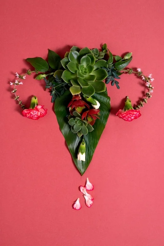 Układ rozrodczy z kwiatami